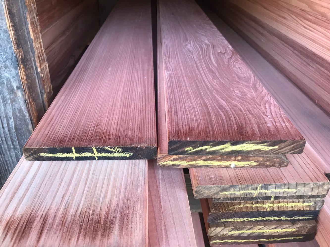 Dense vertical grain dry redwood lumber